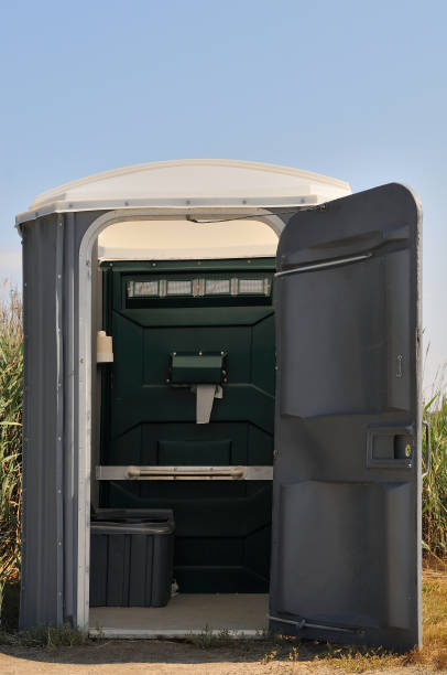 Best Portable toilet rental cost  in Urbana, MD